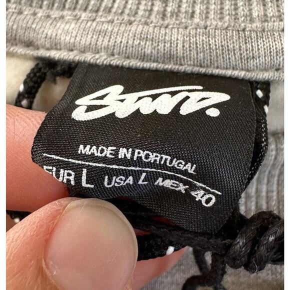 NWT Pull & Bear Stwd Logo Sweatshirt Size Large Men’s Gray Pullover - Picture 3 of 9